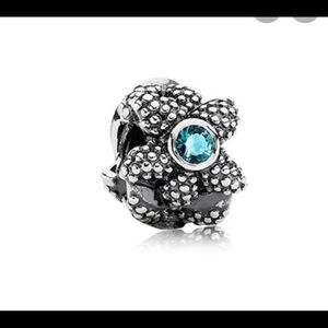 Pandora Starfish w/ Blue Stone